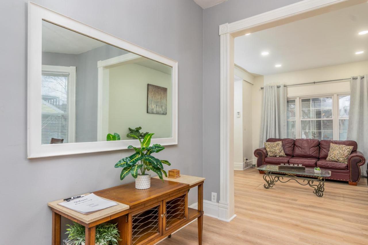 Beautiful Apartment On The West Side In Buffalo Bagian luar foto